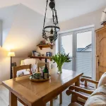 Luv Und Lee Apartament