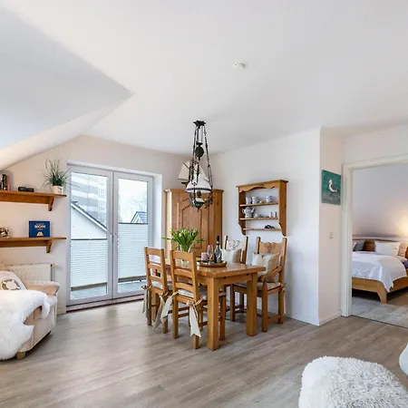 Luv Und Lee Apartament *